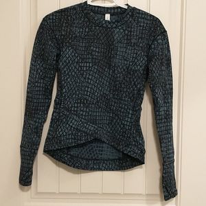 Lululemon crop top workout shirt